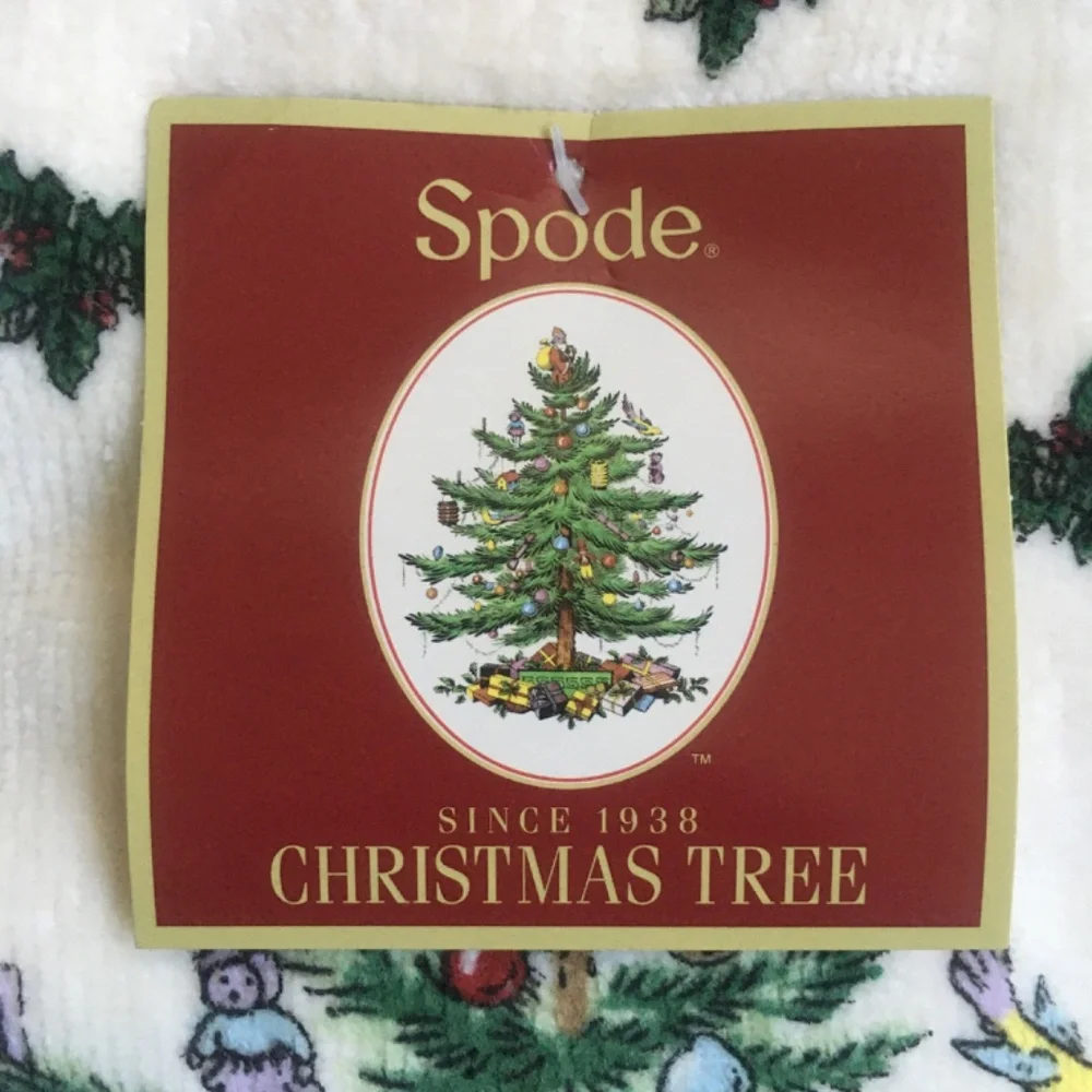brand new Spode Whimsical Christmas Tree 3-piece Tea Towel Set in Green